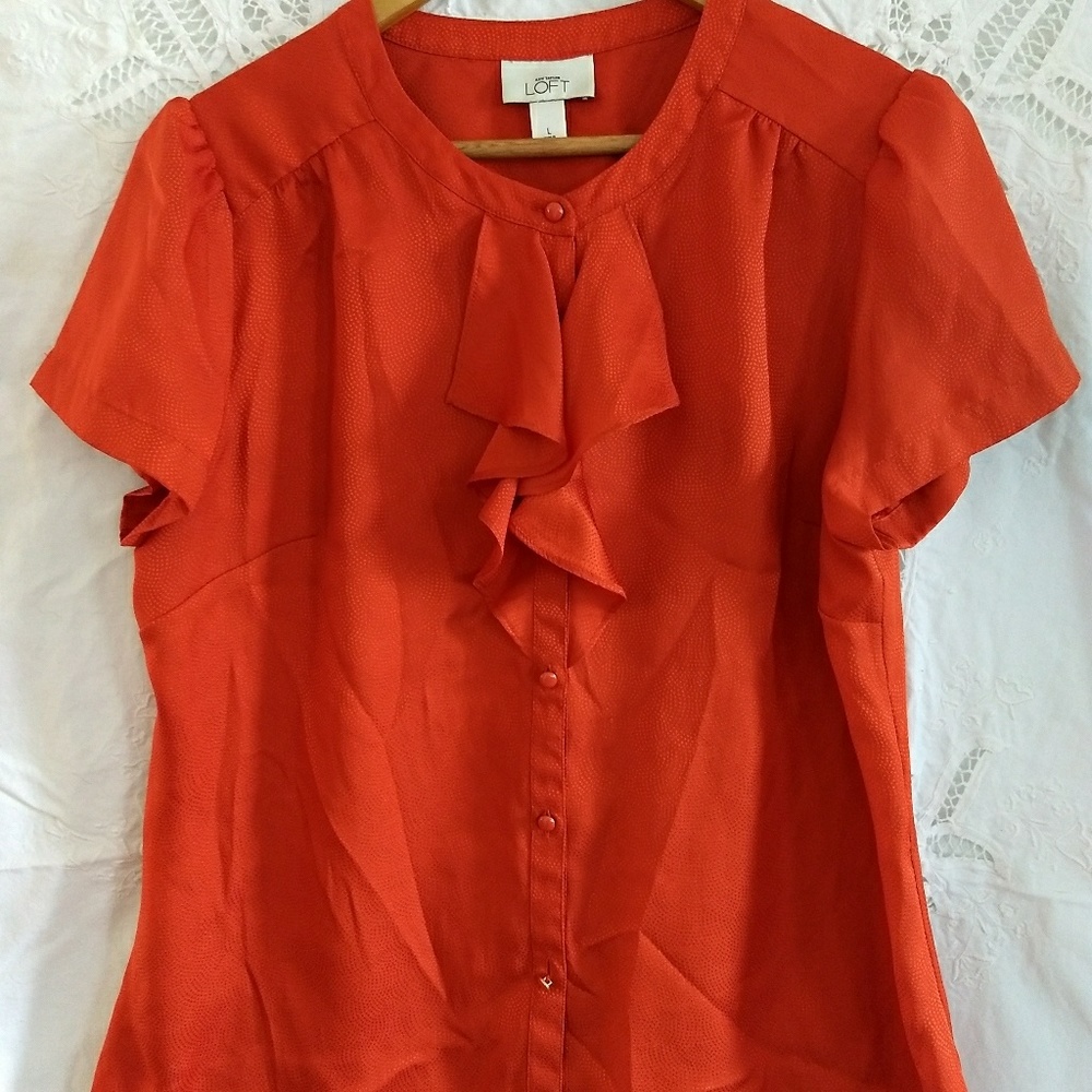 Fall 🍁🍂🍃burnt orange blouse - Picture 2 of 5